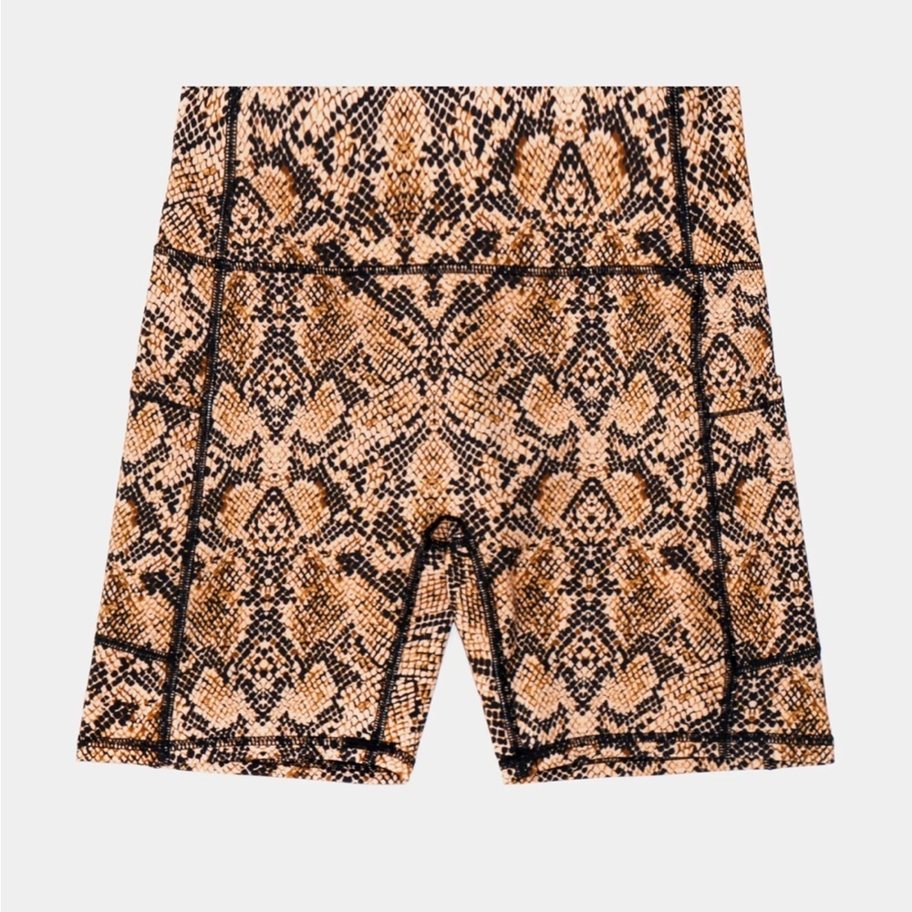 Sacré Shayla Biker Shorts Size Large